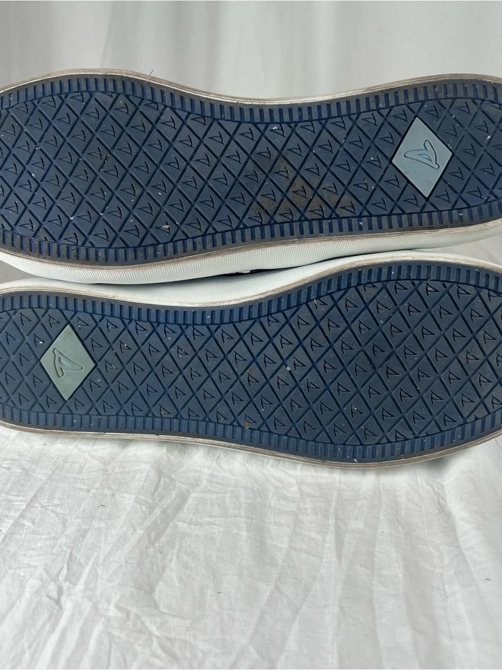 Sperry Top-Sider Women’s sz10 Blue&White Striped LowTop Canvas Sneakers STS88682